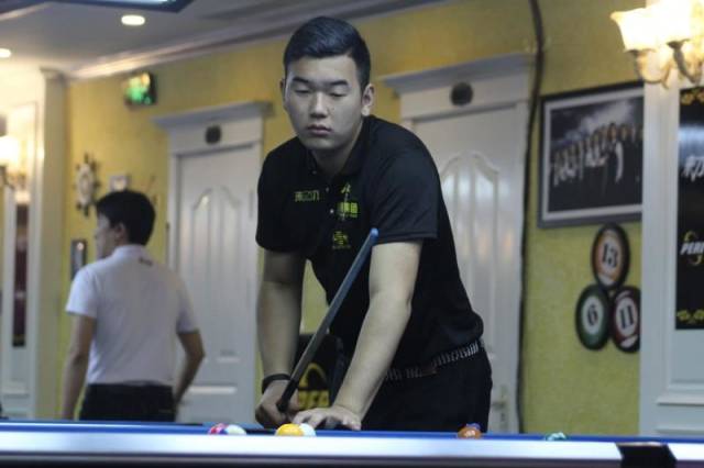 利用业余时 利用业余时